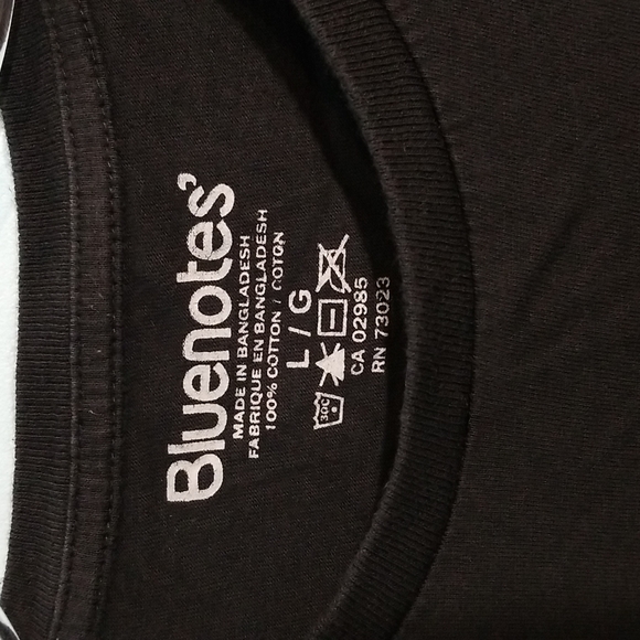 Bluenotes black short sleeve shirt with caution graphic, 100% cotton GUC large - Picture 3 of 8